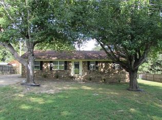 188 Peach Rd, Dyersburg, TN 38024