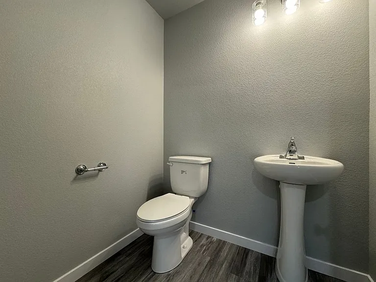 112 Marshall Loop — Photo 8