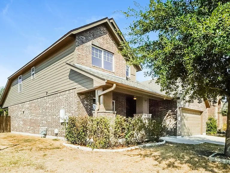 909 Hot Spring Valley — Photo 4
