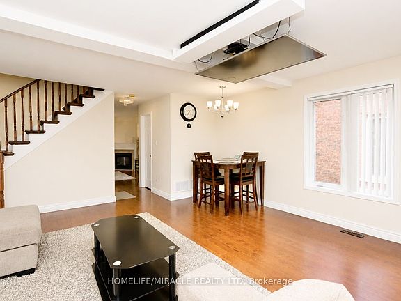 5th image of 43 Caranci Cres