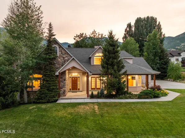 265 N Alpenhof Ct, Midway, UT 84049