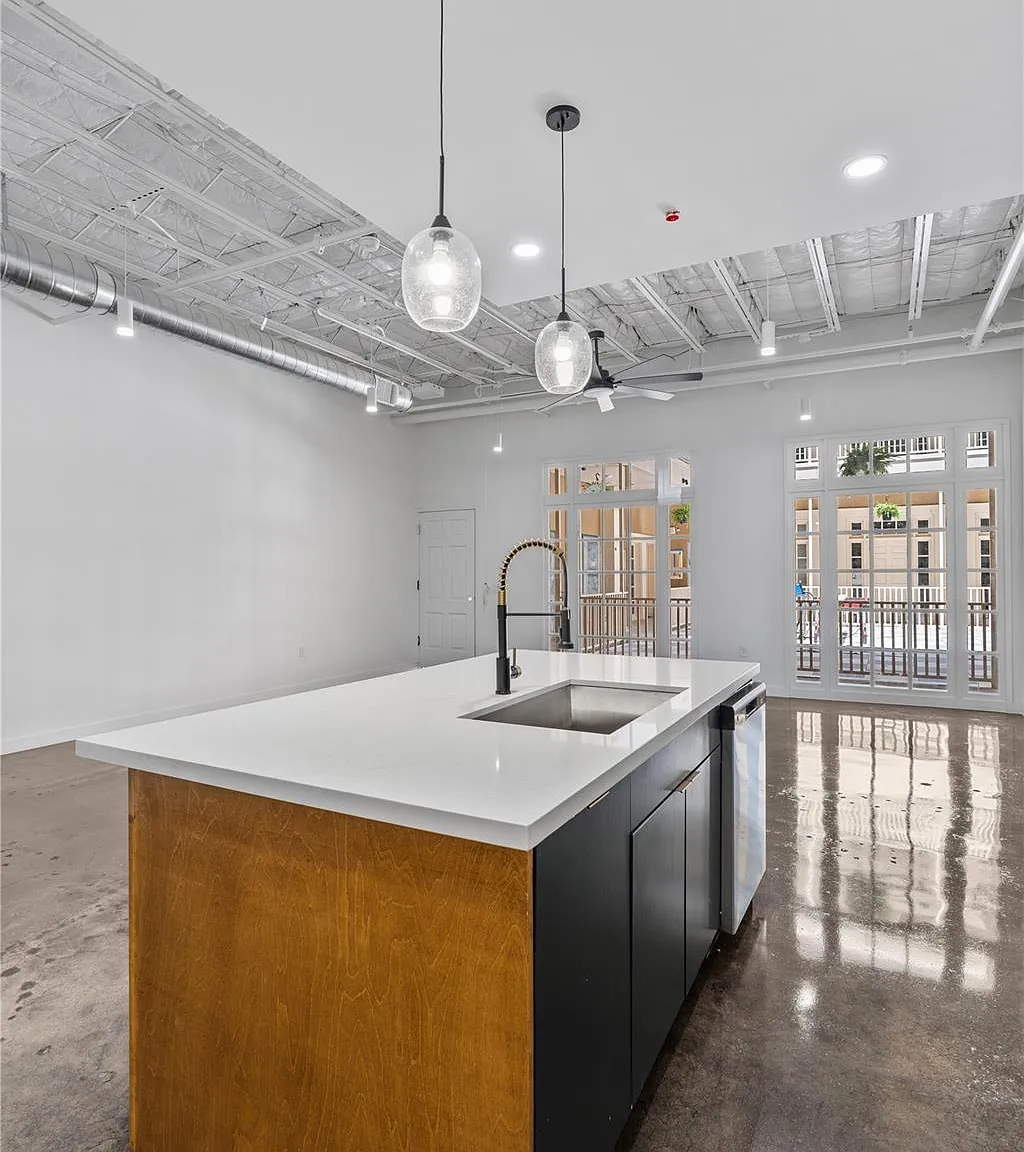 1 bed, 1.0 bath, 1116 sqft, $2,900 — Photo 3