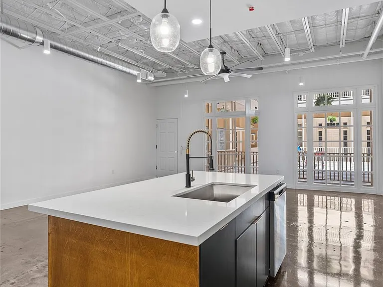 3401 Louisiana St #209 — Photo 3