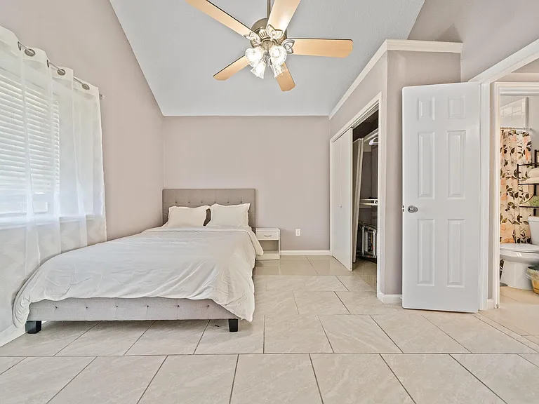 8629 Kinghaven St — Photo 27