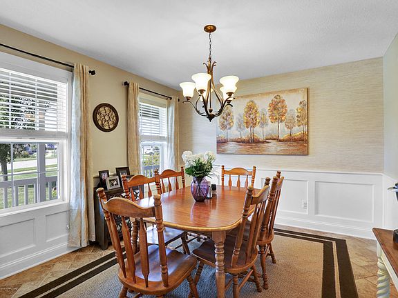 5th image of 2708 Halyard Ct