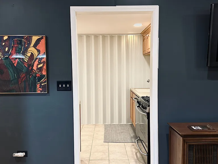 Southmoor Dr — Photo 16