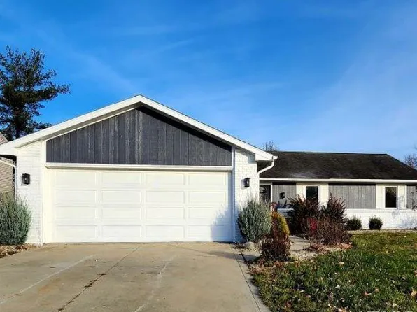 7620 Sunderland Dr, Fort Wayne, IN 46835