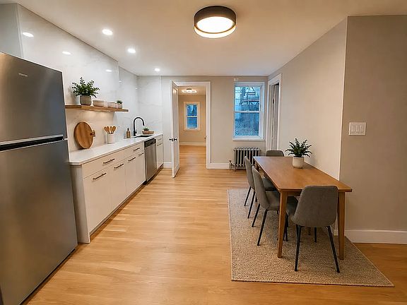 3rd image of 133 Quincy St #3A