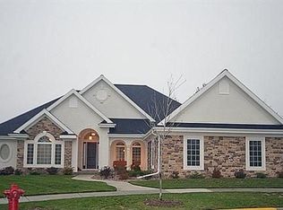 2201 Scoil Ct, Waunakee, WI 53597