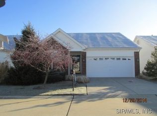 1114 Norcrest Cir, O Fallon, IL 62269