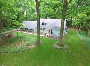 3581 Edgewood Dr, Stow, OH 44224