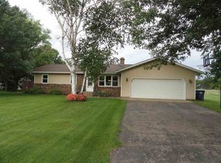 1850 Pella Dr, Stevens Point, WI 54482