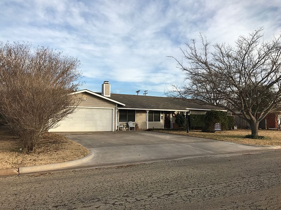 102 S Cresent Drive