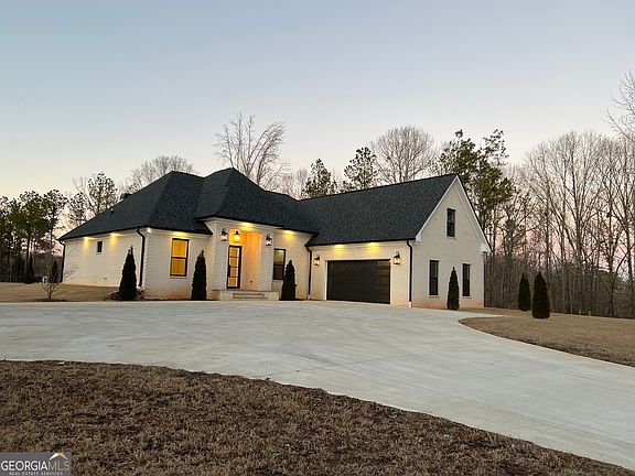 3rd image of 613 Bill Rutledge Rd