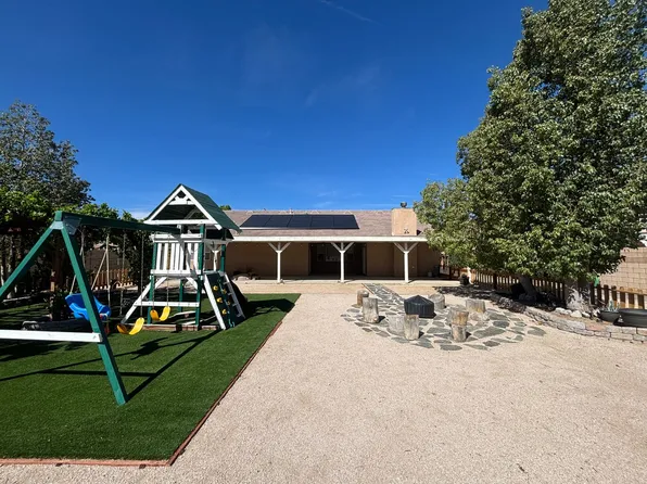 42704 23rd St W, Lancaster, CA 93536
