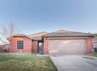 721 Ridge Top Dr, Burleson, TX 76028