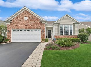 3262 Ravinia Cir, Mundelein, IL 60060