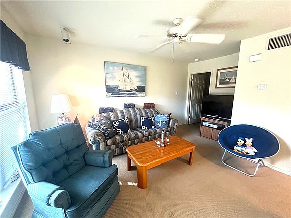 3rd image of 15209 Leeward Dr #B1