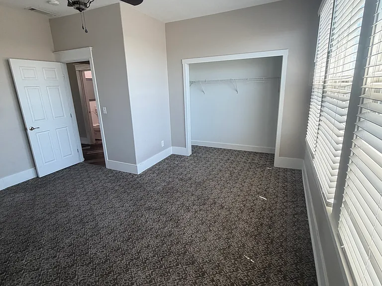 1241 Broadway Ave #A — Photo 11