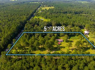 4250 Skyline Dr, Laurel Hill, FL 32567