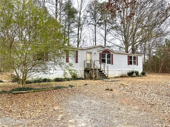 103 Wade Rd, Williamston, SC 29697