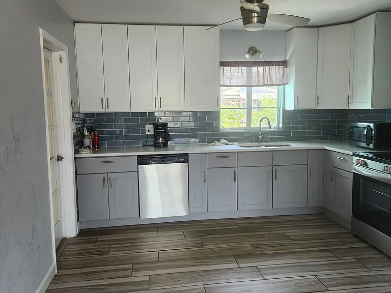 6621 Rosati Ln S — Photo 28