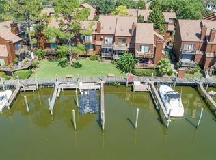 781 Davis Rd, League City, TX 77573