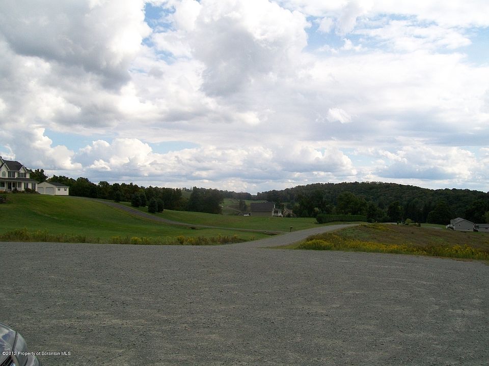 2nd image of Riley Rose Ln