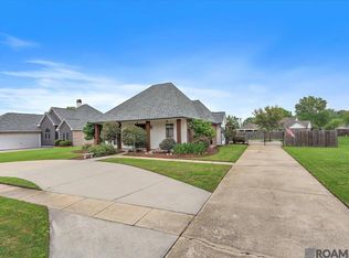 30940 Summer Breeze Dr, Denham Springs, LA 70726