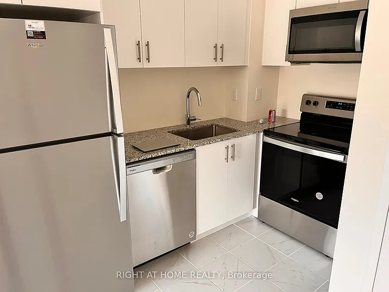245 McLevin Ave #19 — Photo 13