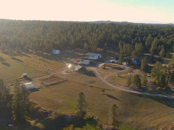 1057 Goulding Creek Rd, Roundup, MT 59072
