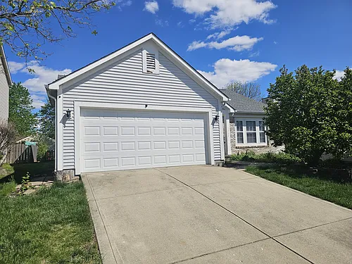 3266 Tumwater Valley Dr Photo 1