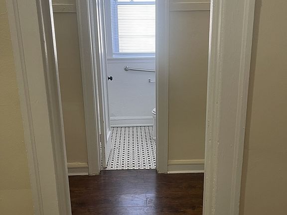 4th image of 6754 N Hermitage Ave #6754
