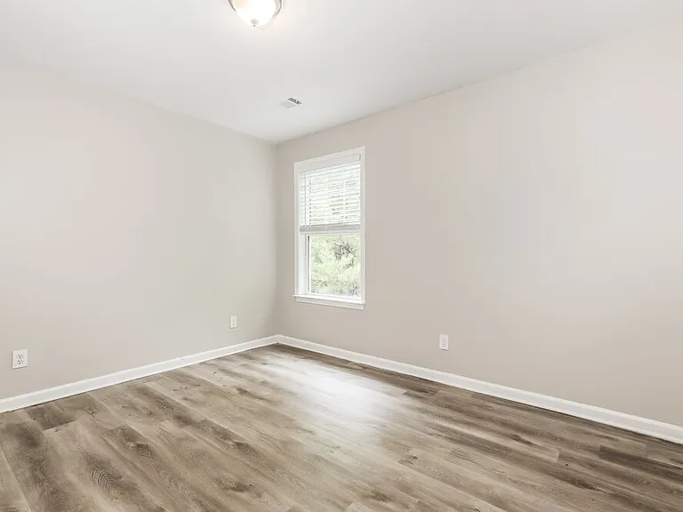 4358 Savannah Dr — Photo 13