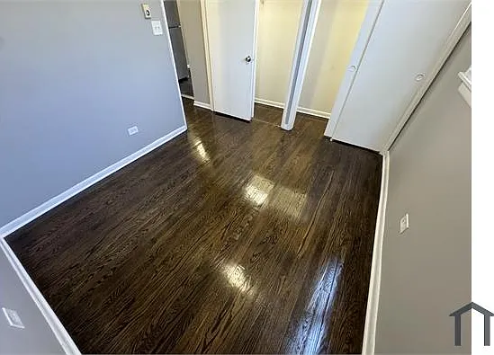 8223 S Exchange Ave — Photo 5