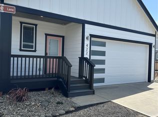 422 Lupine Ln, Ocean Shores, WA