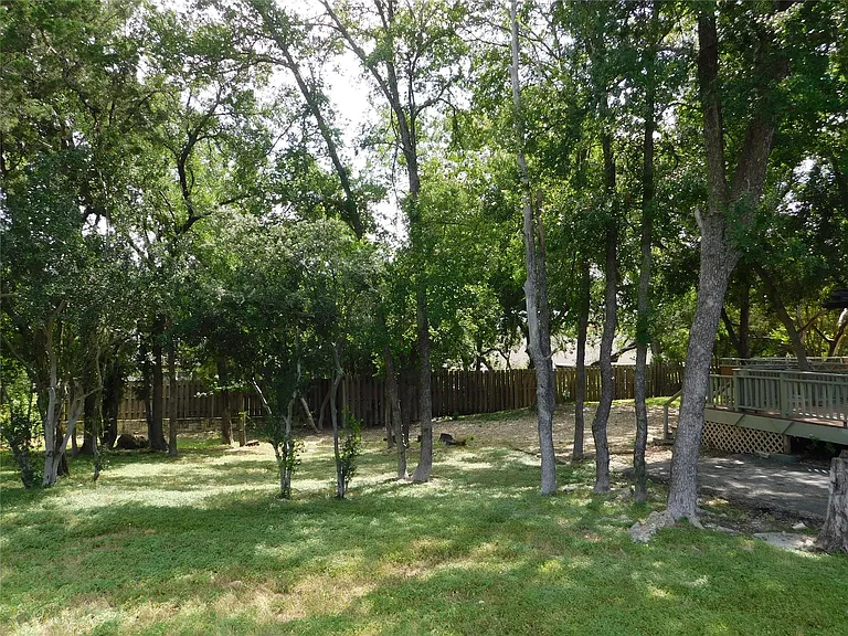 1006 Porpoise St — Photo 7