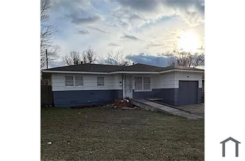 2932 SW 46th St Photo 1