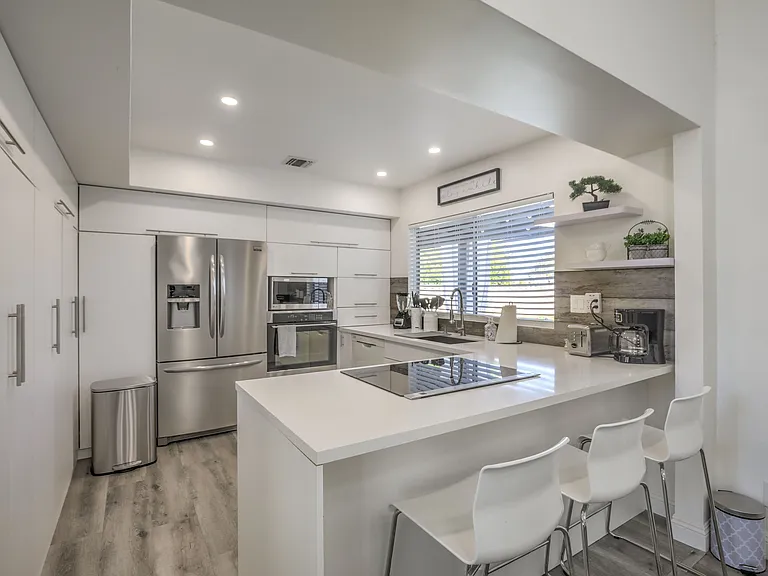 6581 Shelter Ln — Photo 6