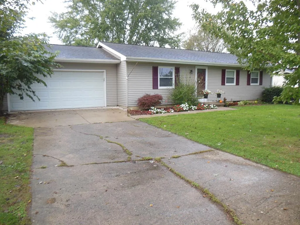46 Fry Dr photo 1