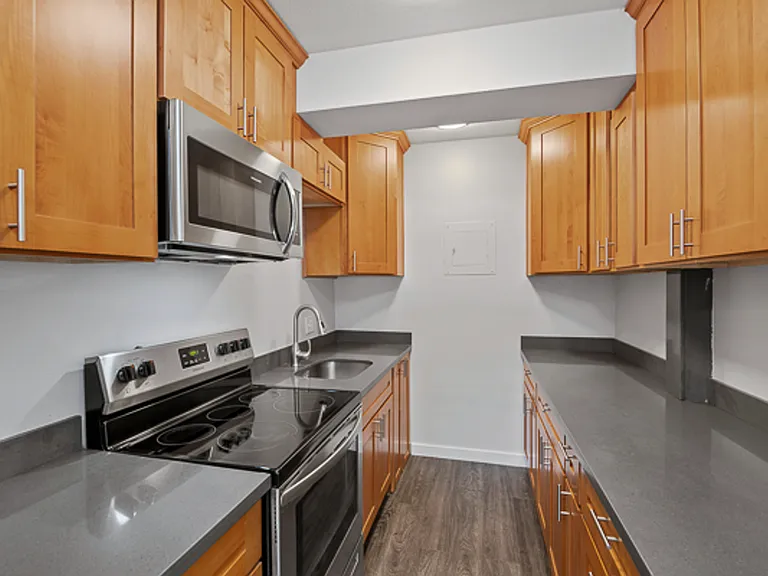 Aloha House Apartments — Photo 6