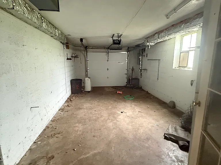 2213 Oakdale Ave — Photo 10