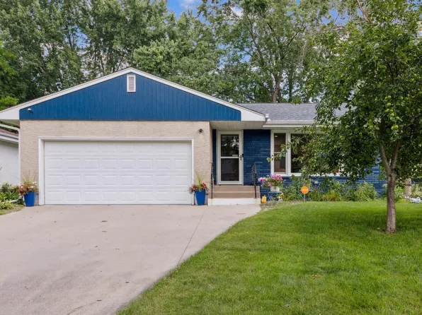 1384 Smith Ave S, West Saint Paul, MN 55118