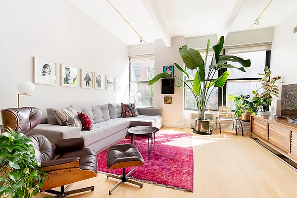 Rented by Find What’s Rare | media 9