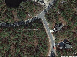 2760 Parkridge Dr, Southport, NC 28461