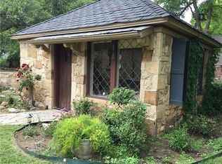 2901 Simondale Dr, Fort Worth, TX 76109