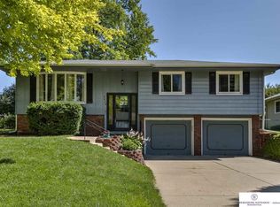 9413 Taylor St, Omaha, NE 68134