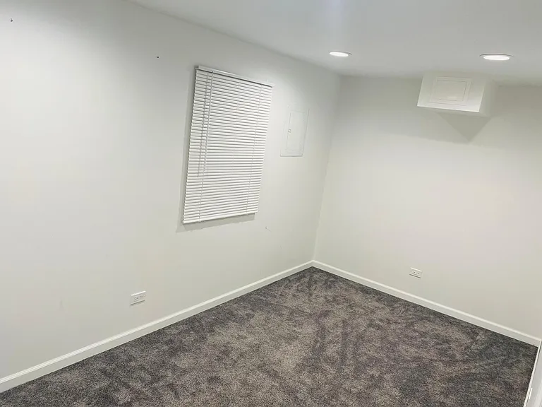 basement bedroom