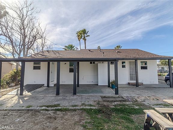 3rd image of 9023 Olive St