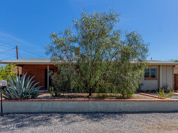 2nd image of 1652 N Palo Verde Blvd